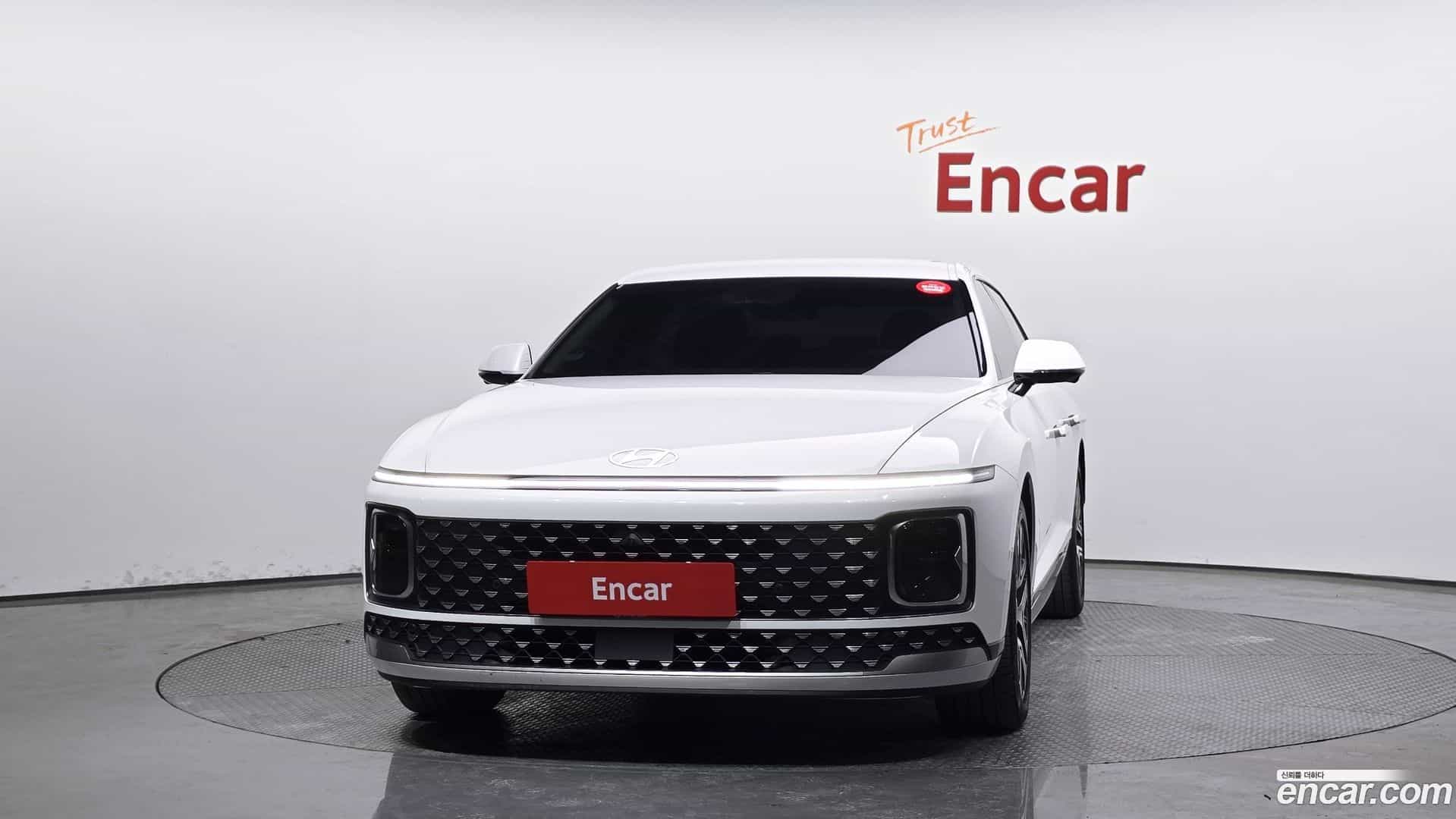 Grandeur Hyundai 2023.0-OUTER-003