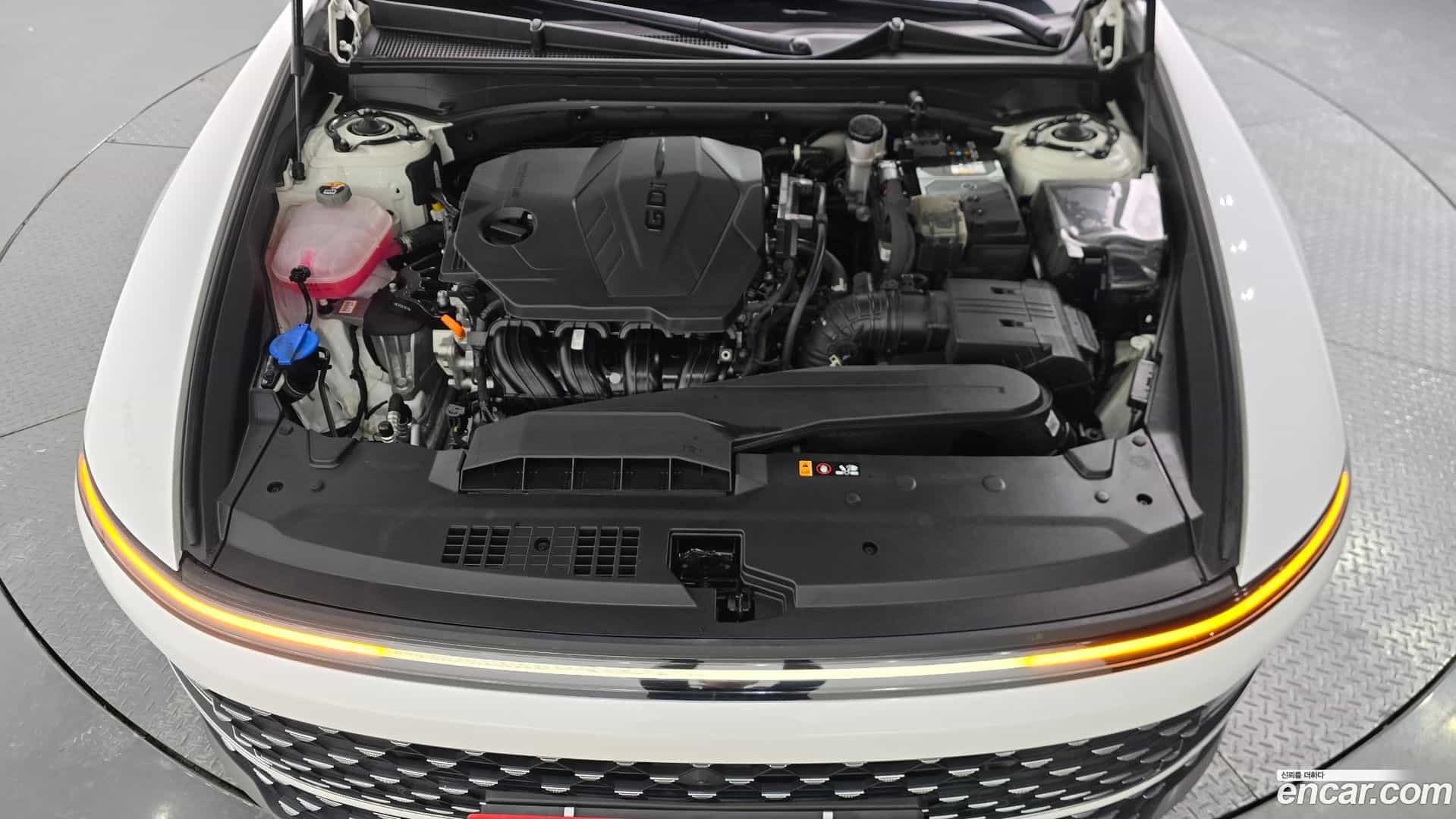 Grandeur Hyundai 2023.0-OUTER-006