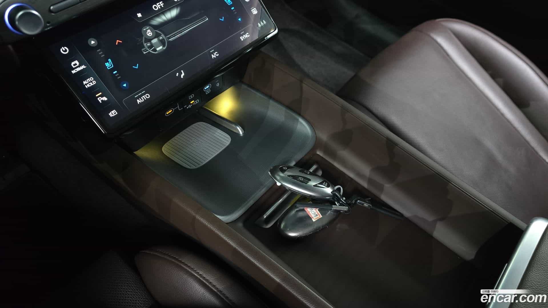Grandeur Hyundai 2023.0-OPTION-022