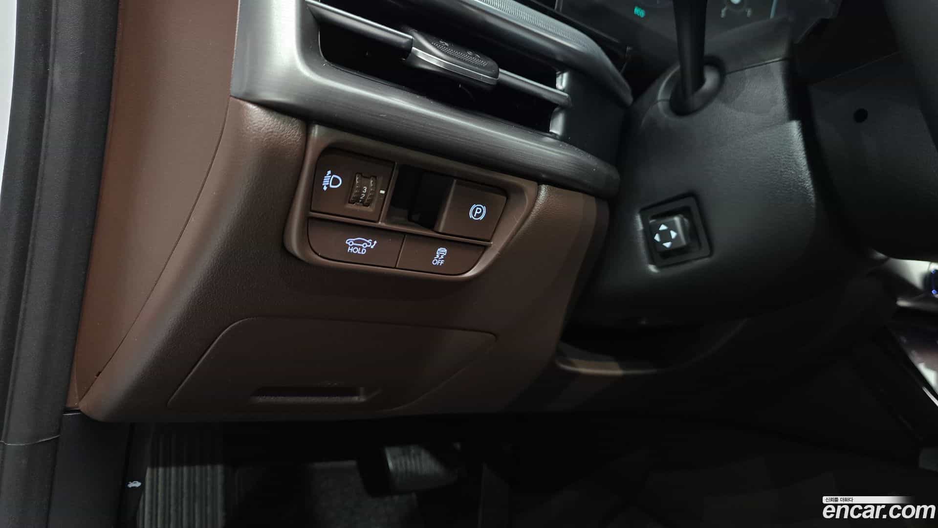 Grandeur Hyundai 2023.0-OPTION-023