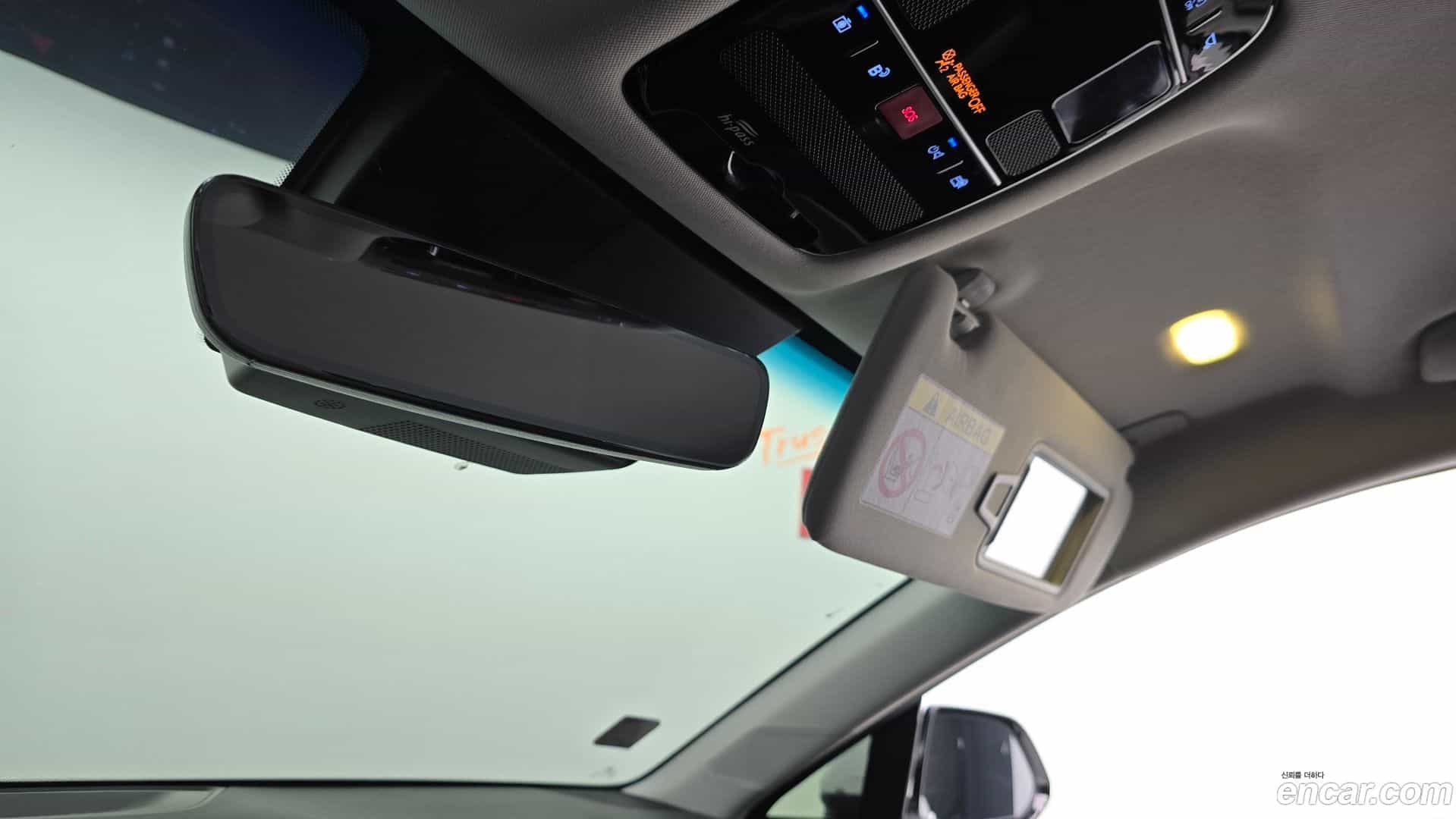 Grandeur Hyundai 2023.0-OPTION-042
