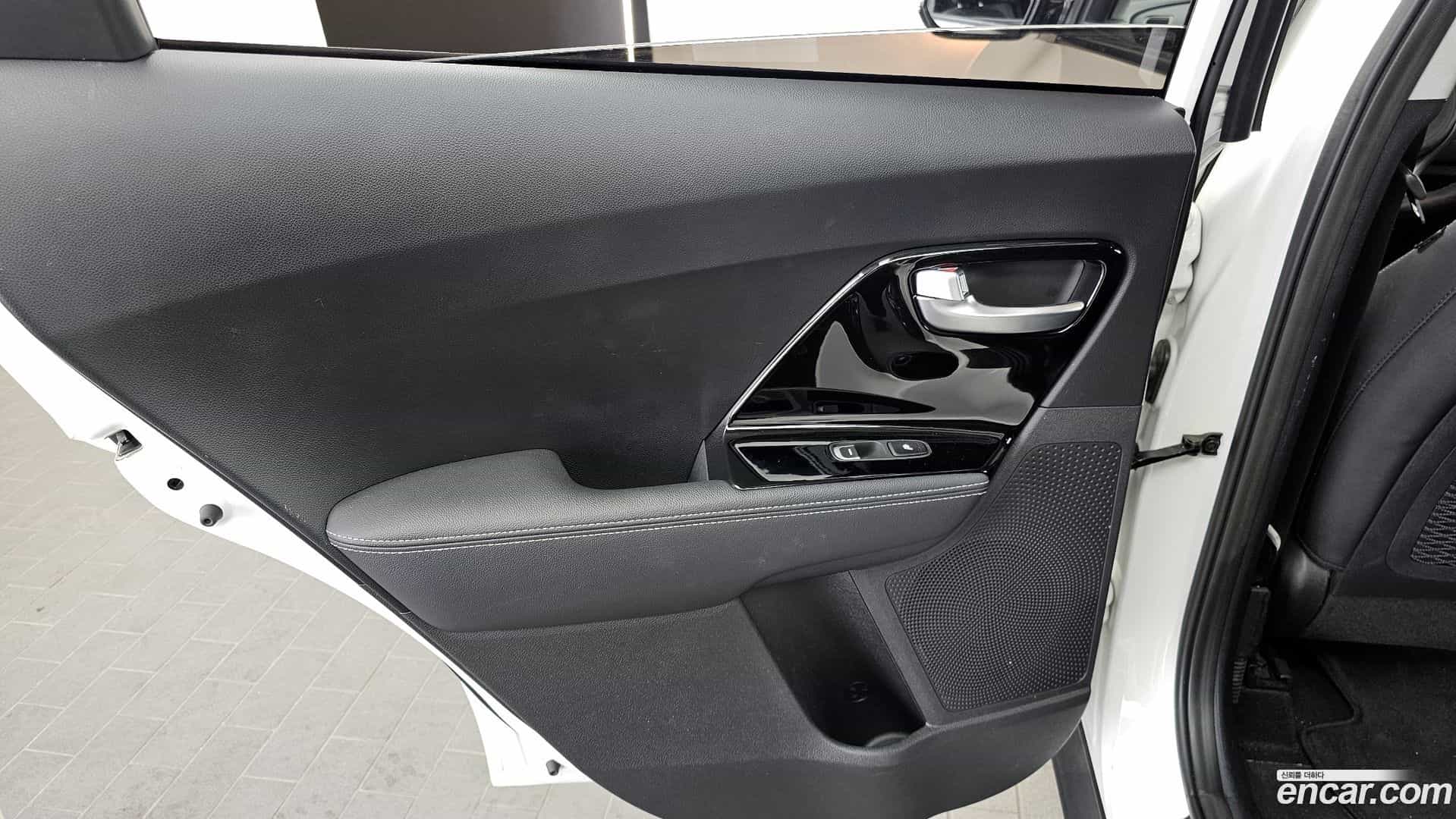Niro Kia 2021.11-INNER-035