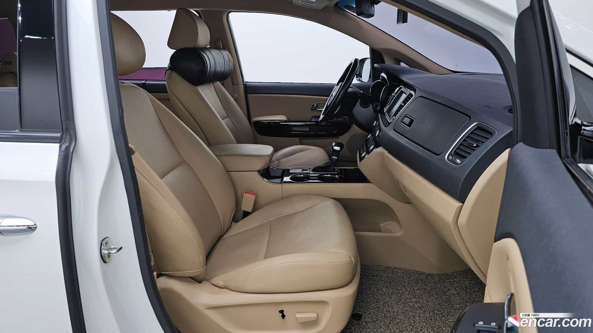 Canival Kia 2018.9-OPTION-015