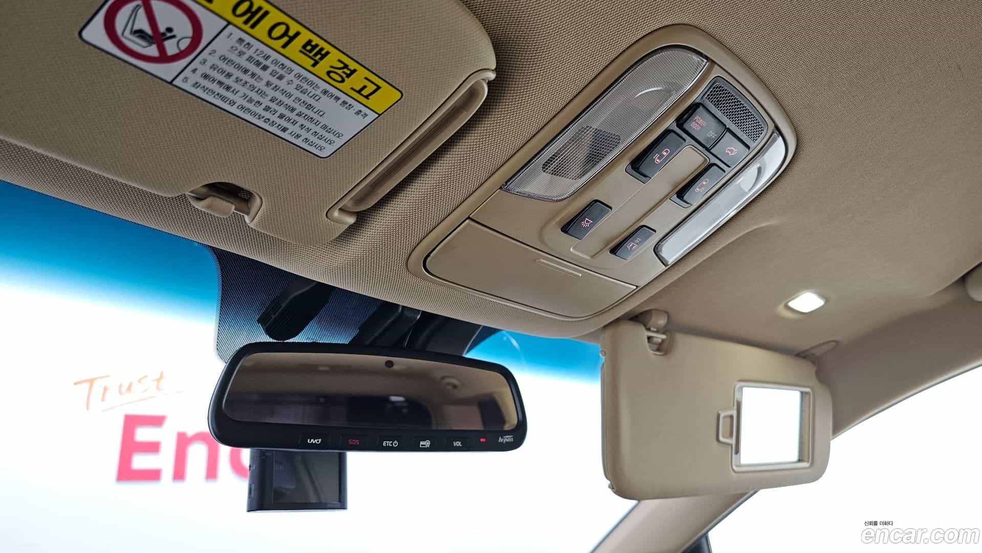 Canival Kia 2018.9-OPTION-020
