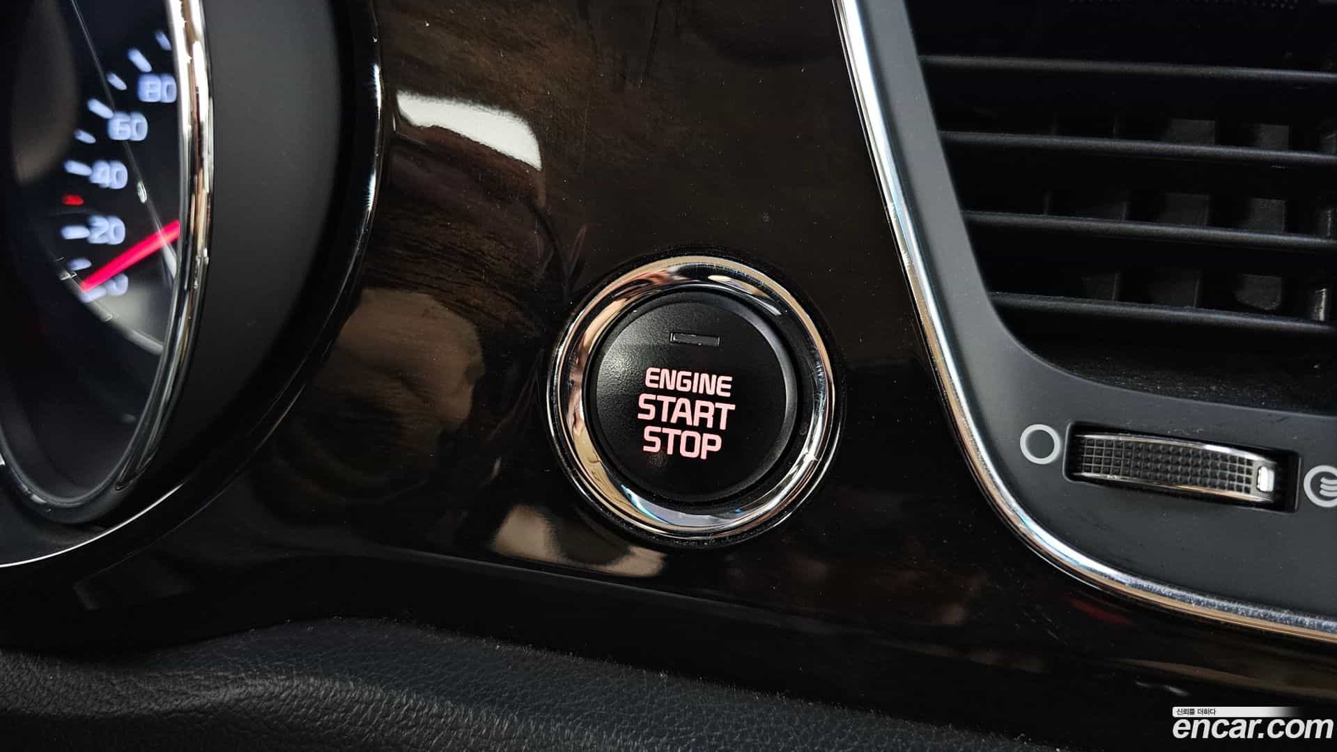 Canival Kia 2018.9-OPTION-040