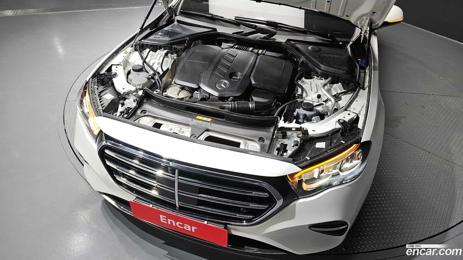 E-Class Mercedes-Benz 2024.8-OUTER-006
