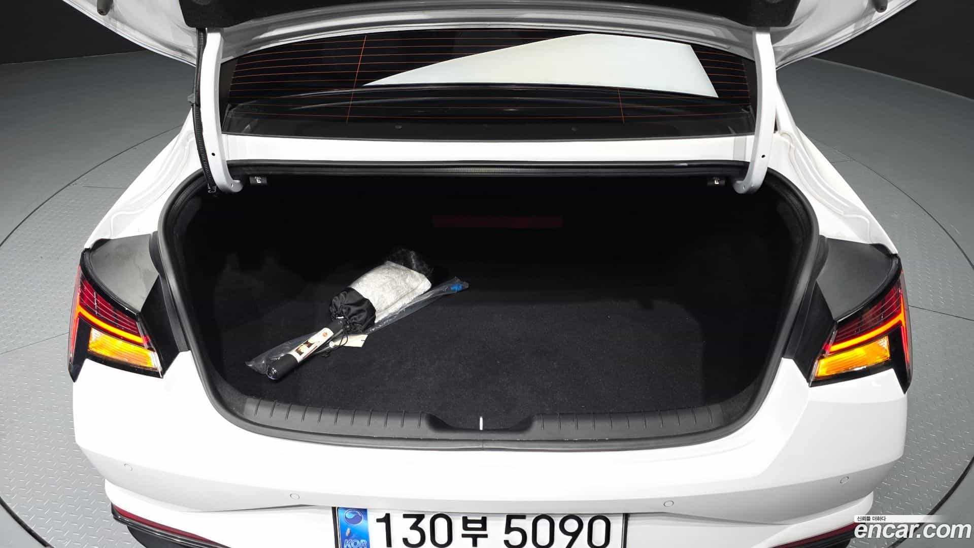 AVANTE Hyundai 2023.2-OPTION-024