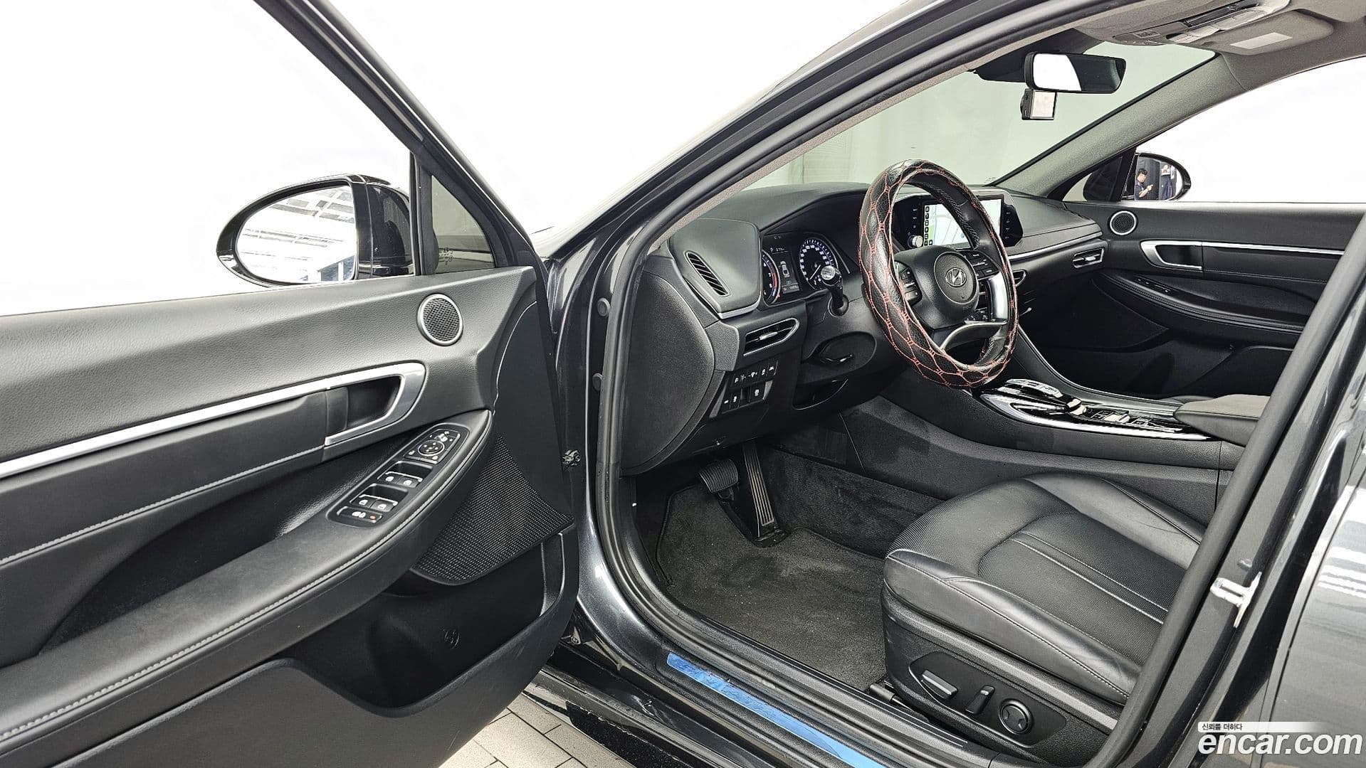 Main__Slider__Photo:Sonata Hyundai 2021.8-9
