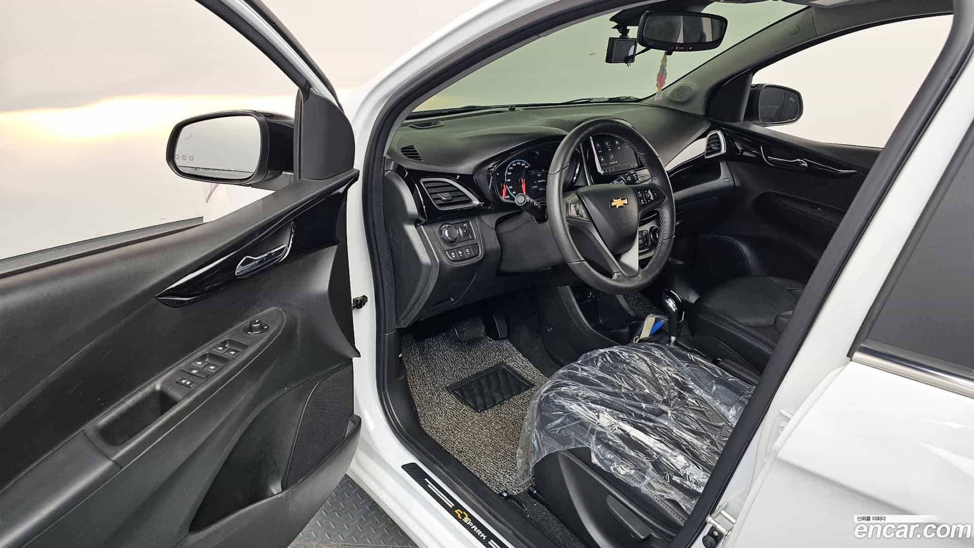 Spark Chevrolet 2021.6-INNER-010