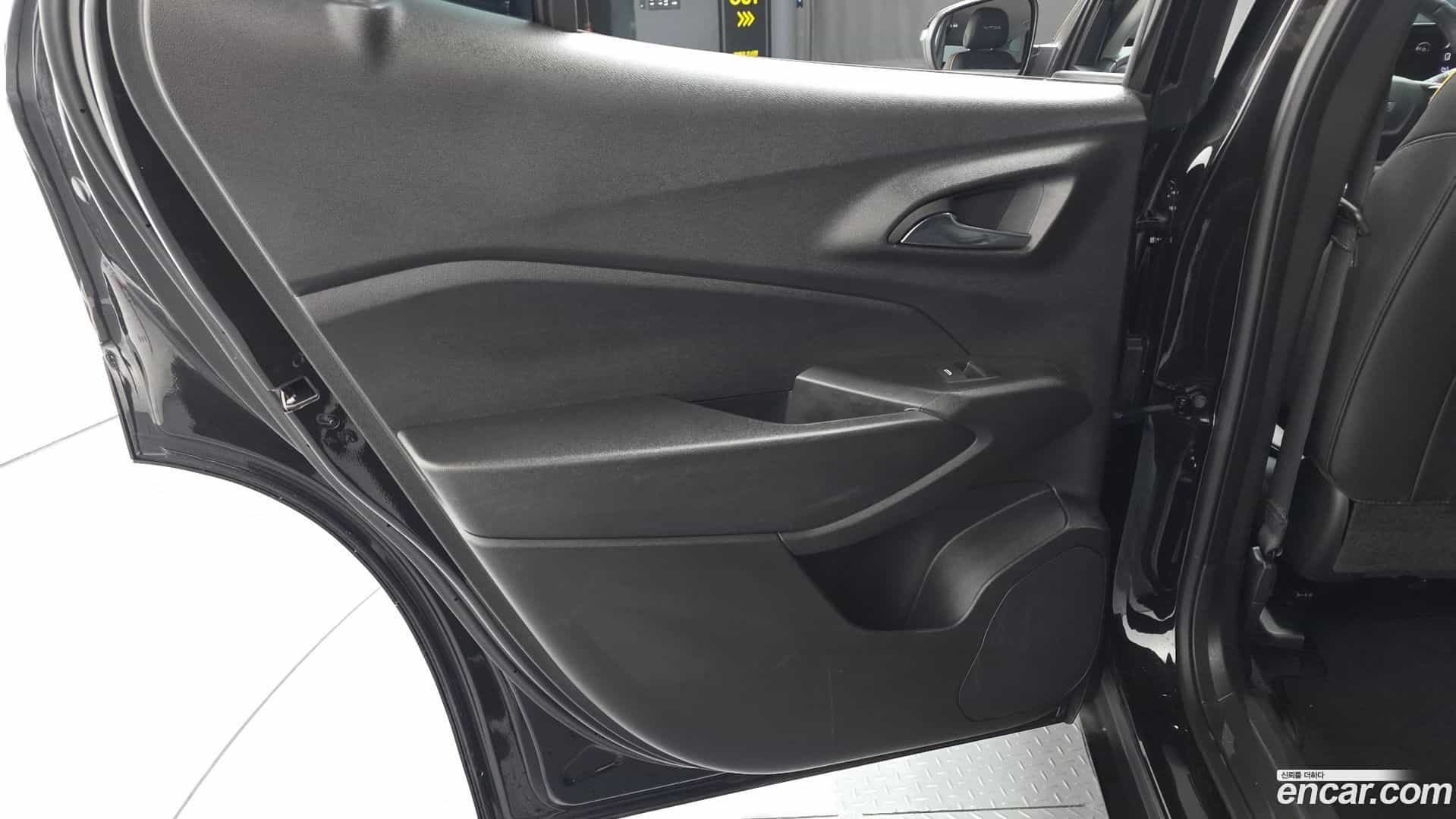 Trax Chevrolet 2025.3-INNER-035