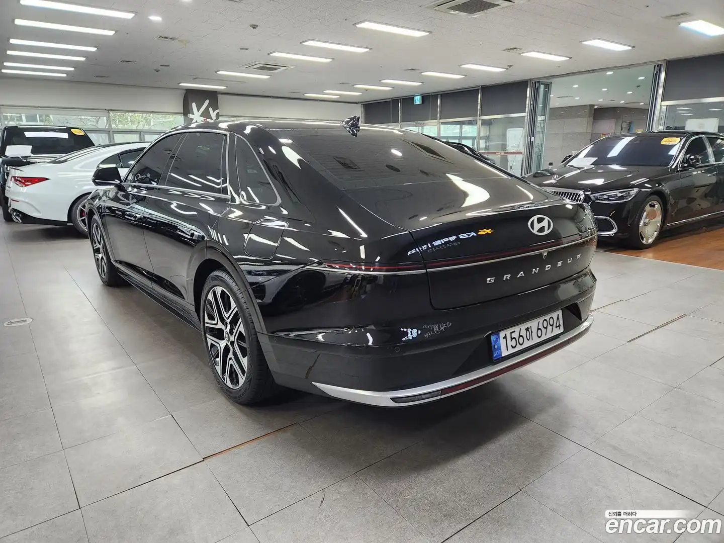 Grandeur Hyundai 2022.11-OUTER-002