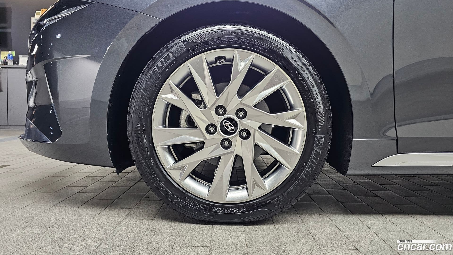 Main__Slider__Photo:Grandeur Hyundai 2020.3-4