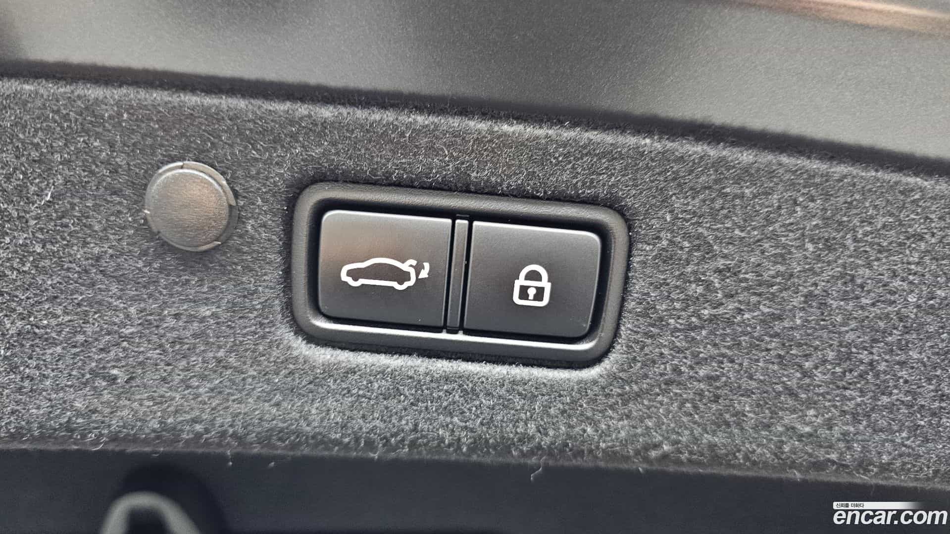 Grandeur Hyundai 2020.3-OPTION-024
