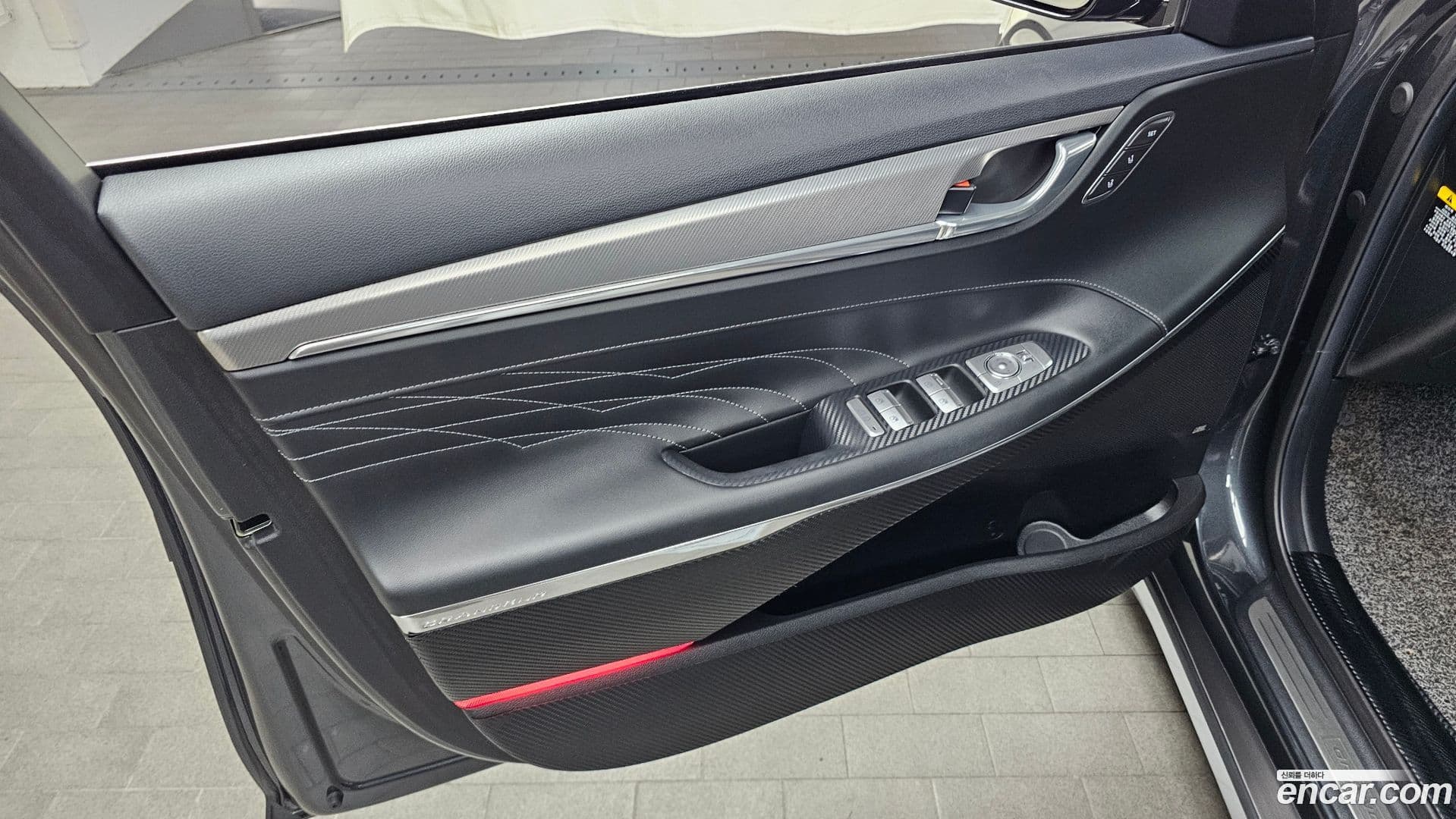 Main__Slider__Photo:Grandeur Hyundai 2020.3-23