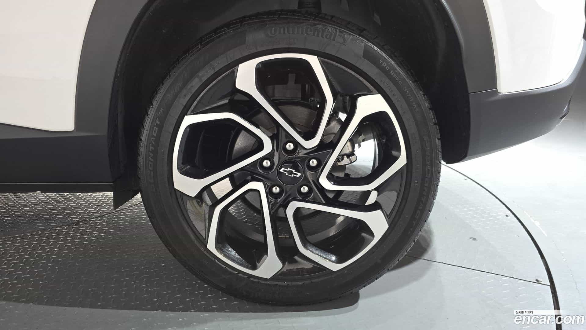 Trax Chevrolet 2023.9-OUTER-031