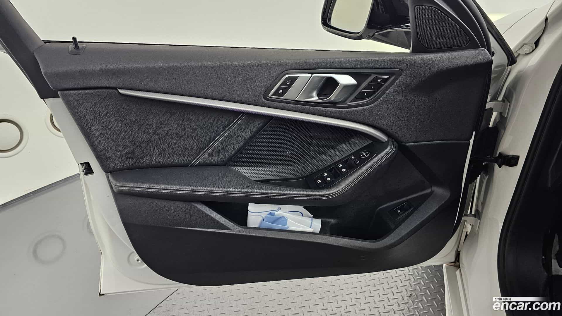 1-Series BMW 2022.4-INNER-034