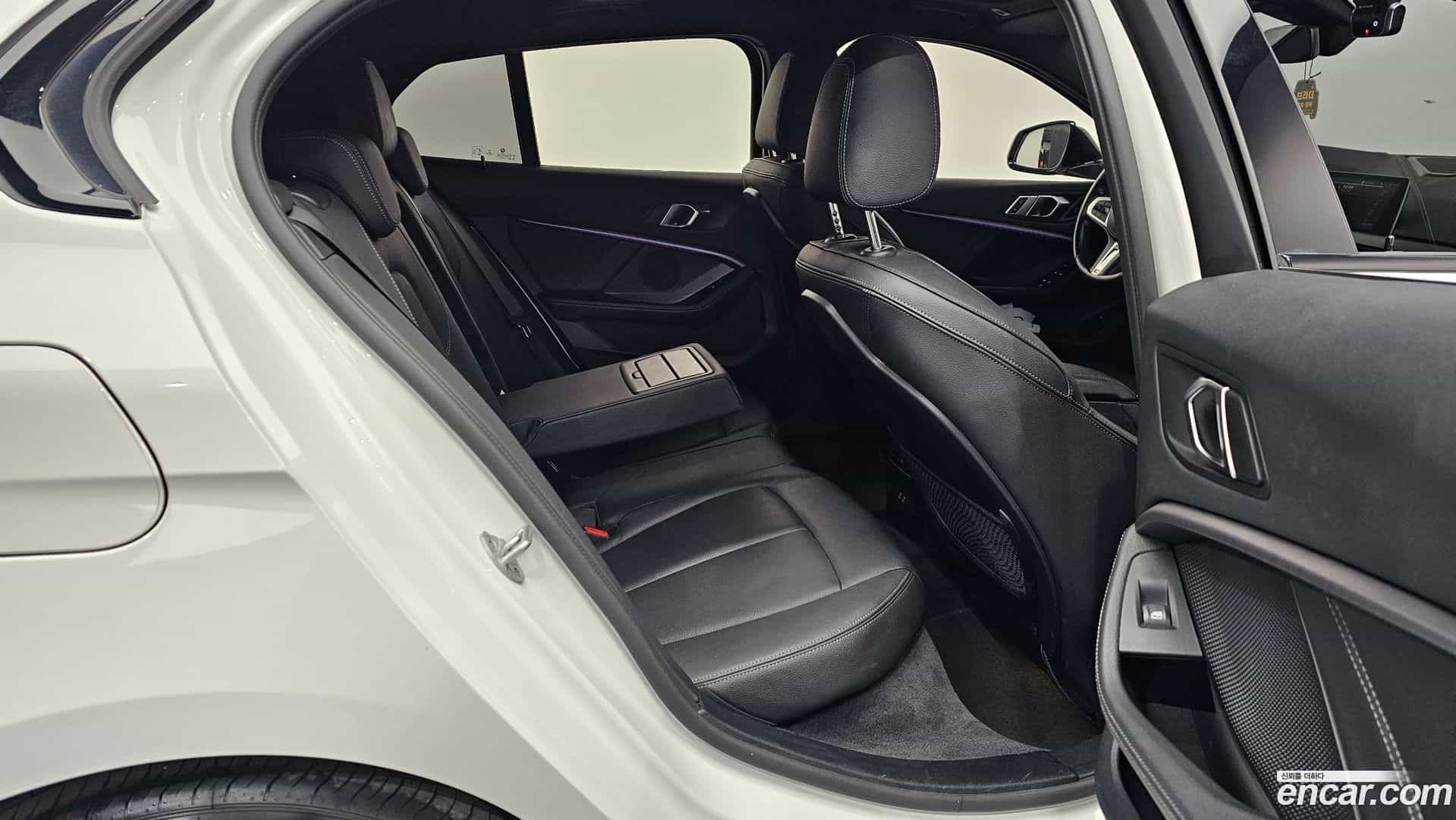 1-Series BMW 2022.4-INNER-036