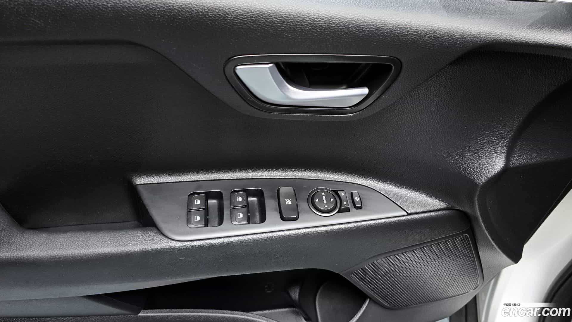 Stonic Kia 2017.8-OPTION-042