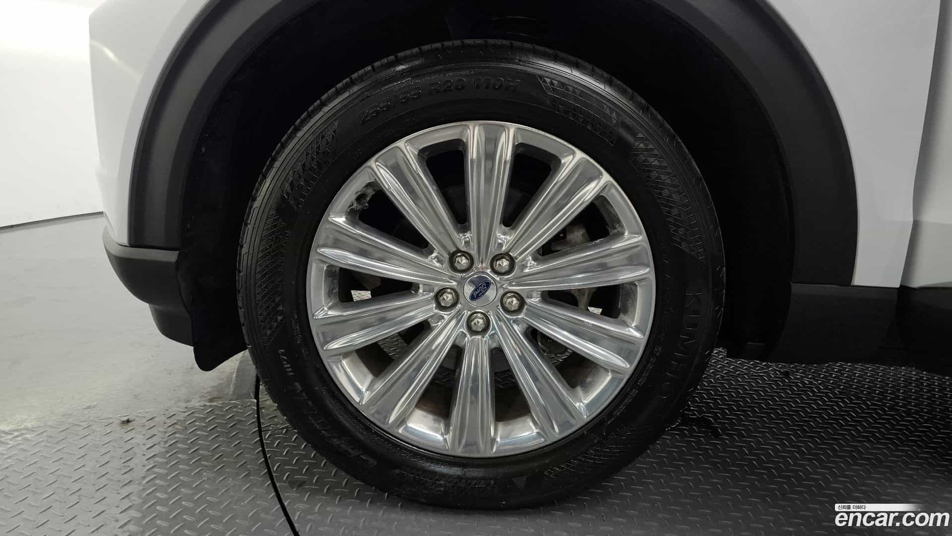 Explorer Ford 2019.11-OUTER-005