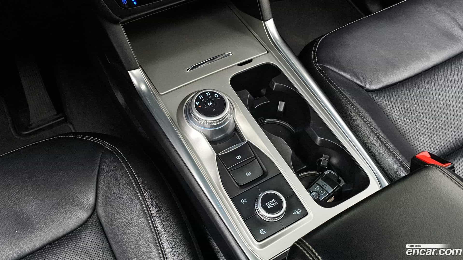 Explorer Ford 2019.11-INNER-009