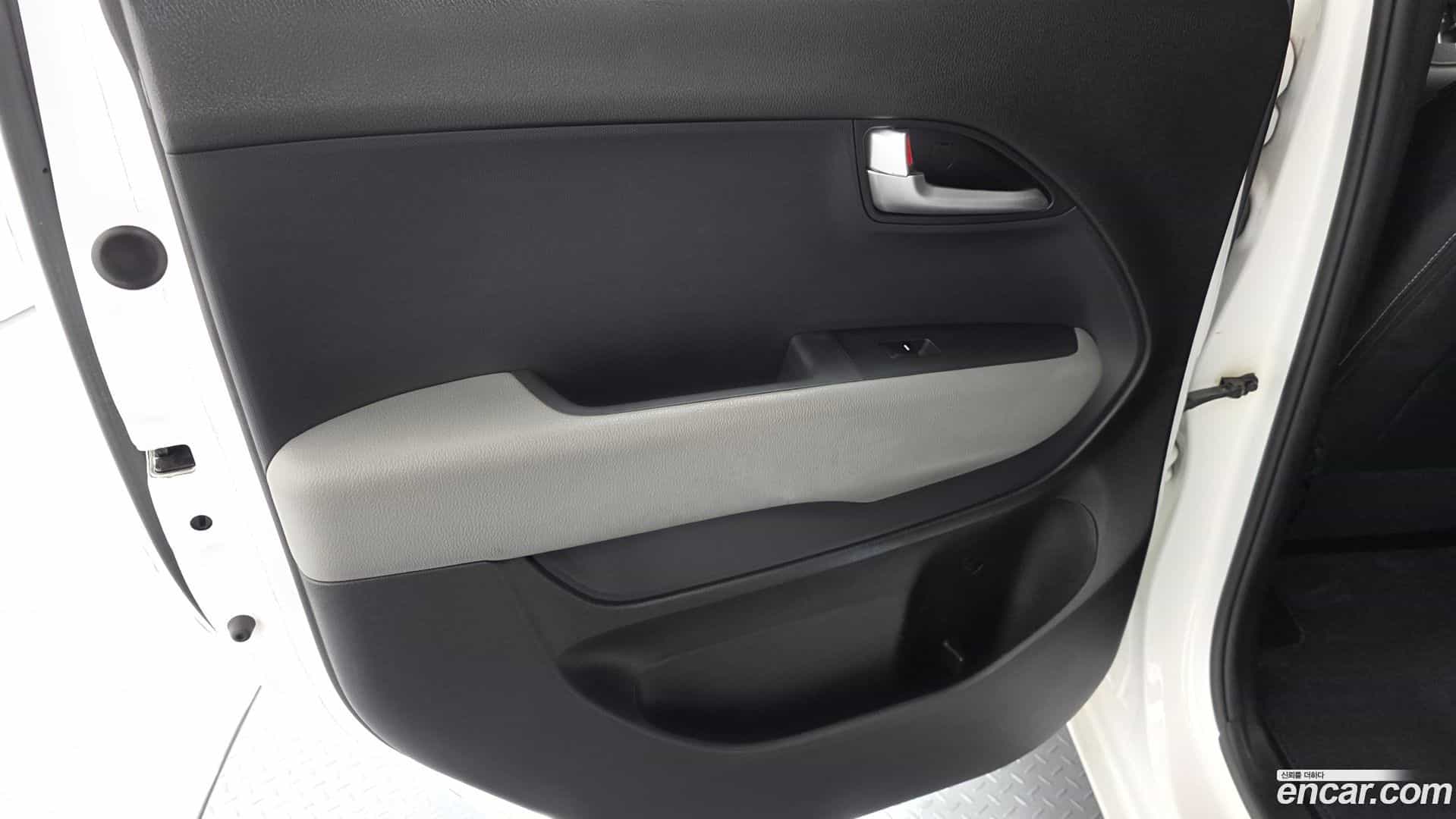 RAY Kia 2022.7-INNER-035