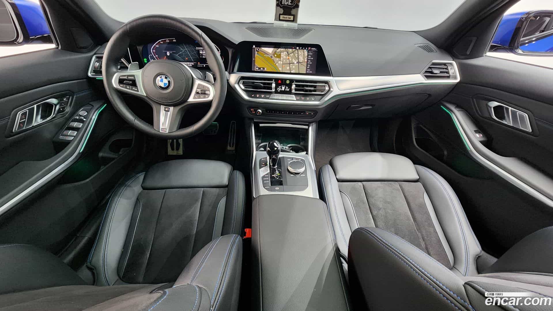 3-Series BMW 2022.2-INNER-007