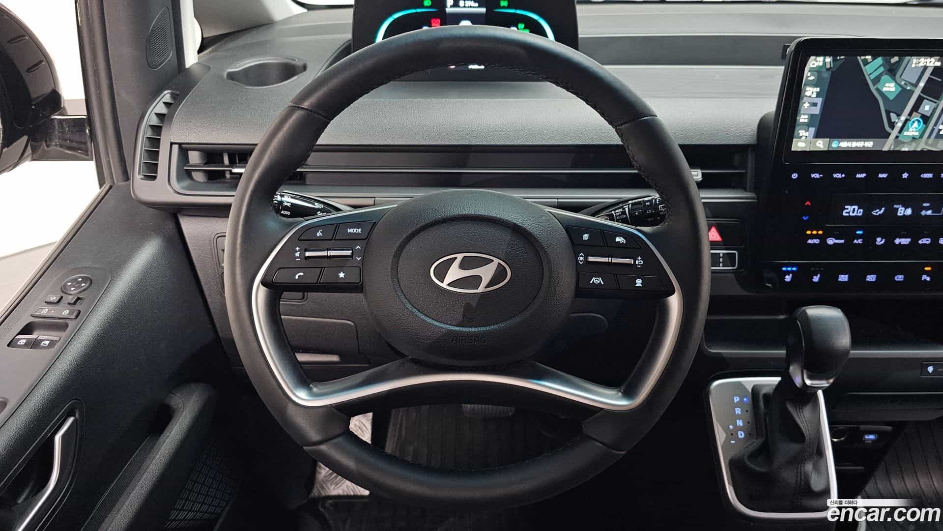 Staria Hyundai 2025.3-OPTION-016