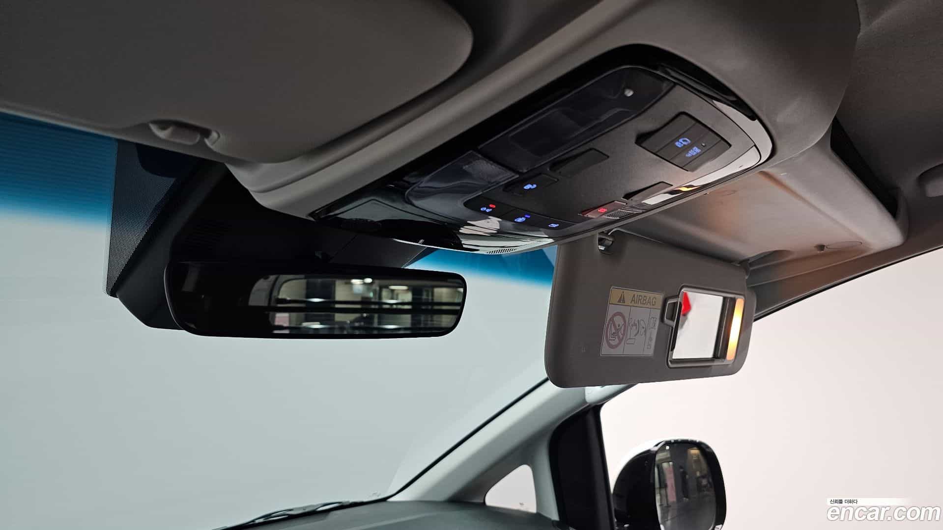 Staria Hyundai 2025.3-OPTION-040