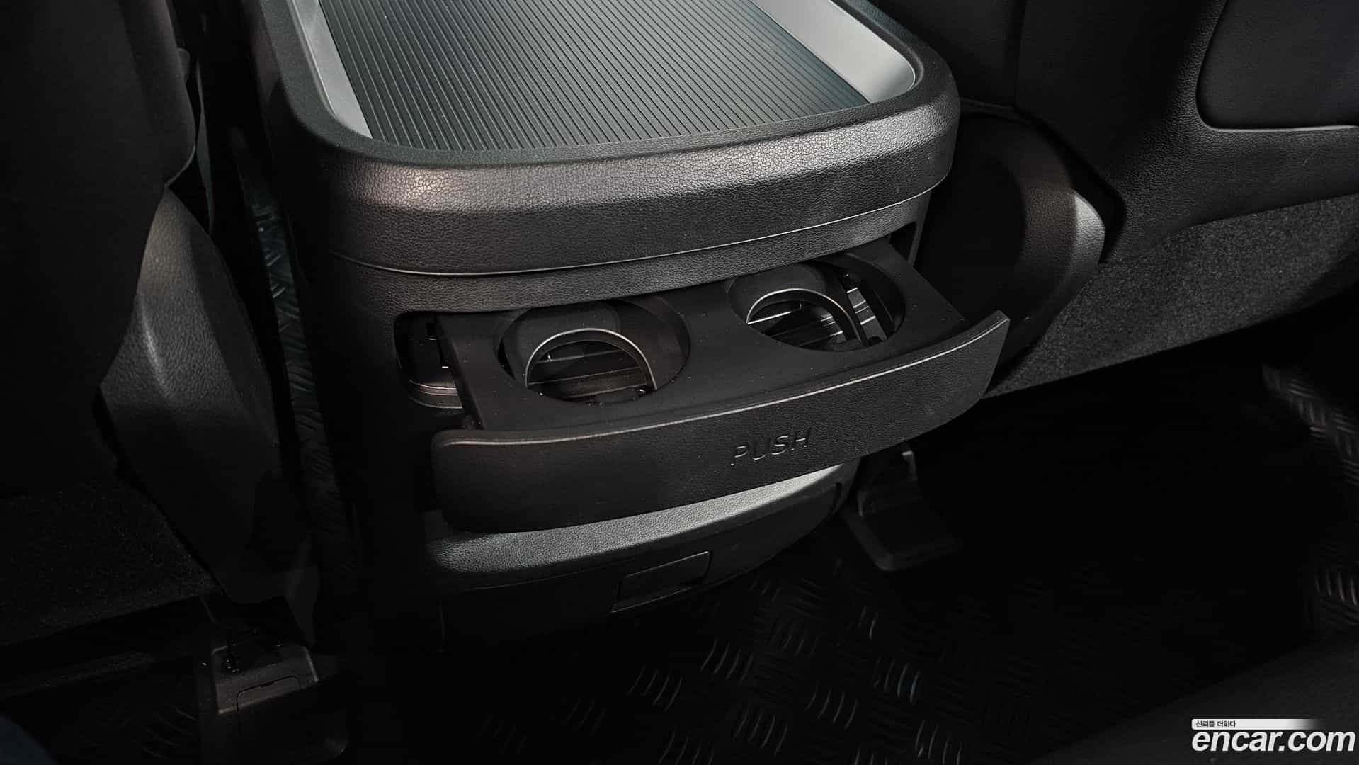 Staria Hyundai 2025.3-OPTION-044