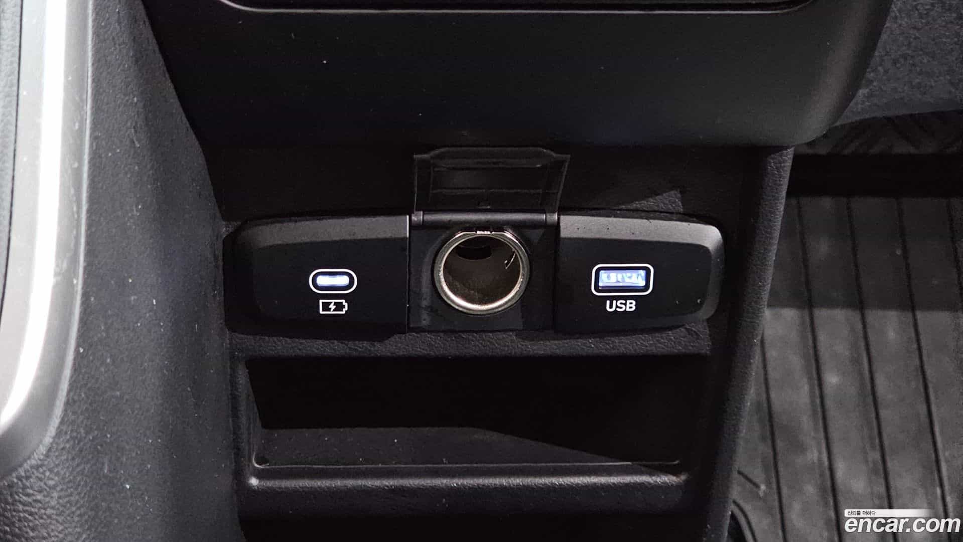 Staria Hyundai 2025.3-OPTION-046