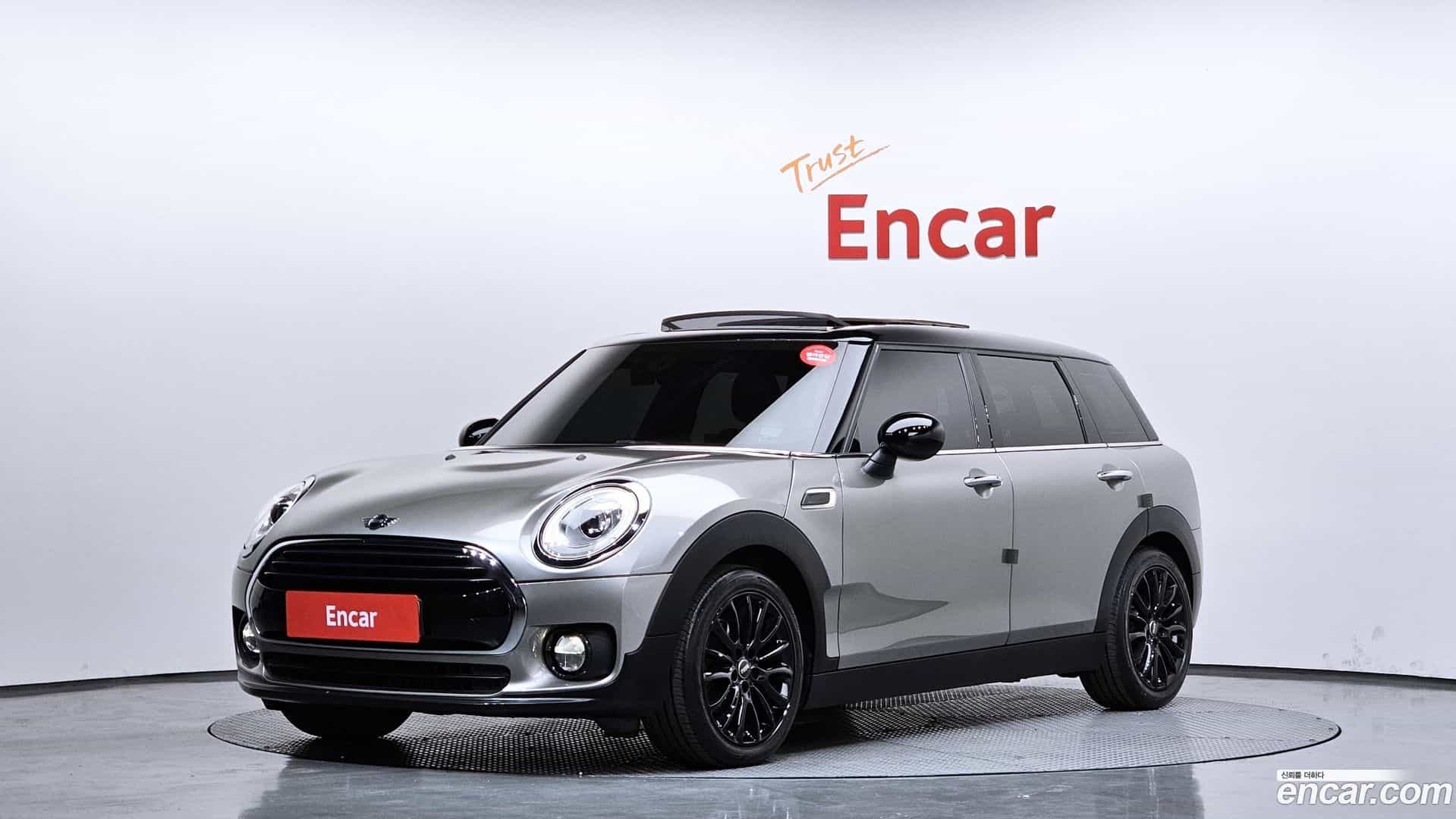 Clubman Mini 2018.2-OUTER-001