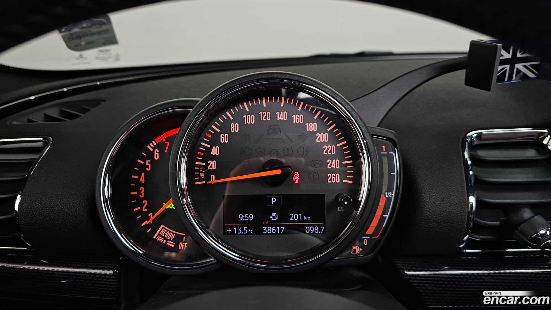 Clubman Mini 2018.2-INNER-008