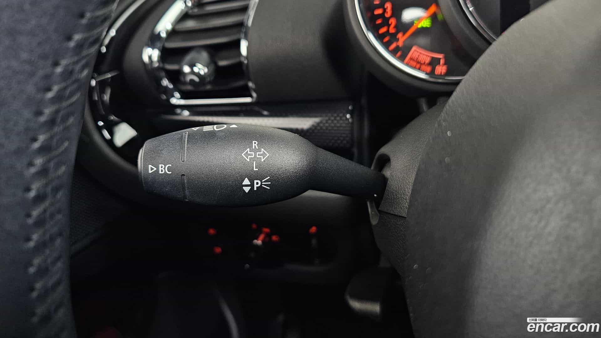 Clubman Mini 2018.2-INNER-009
