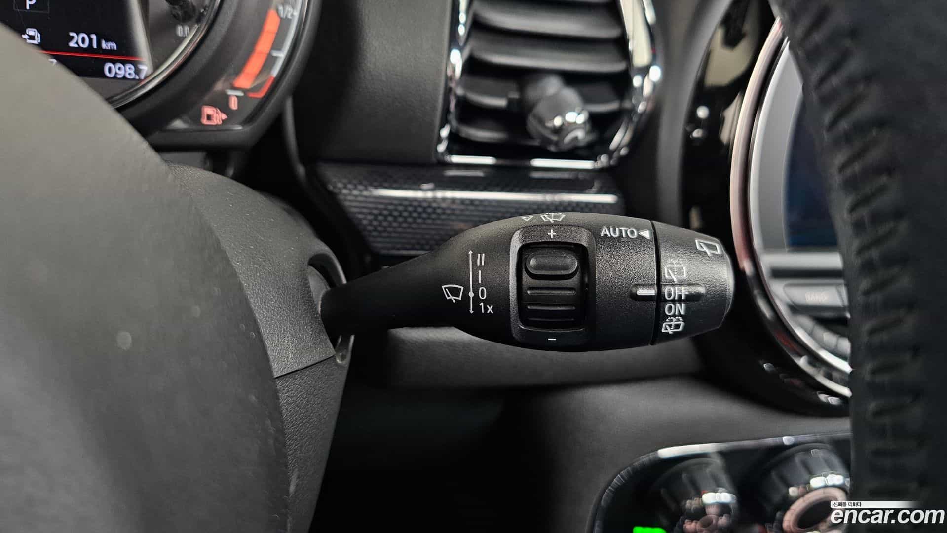 Clubman Mini 2018.2-OPTION-018