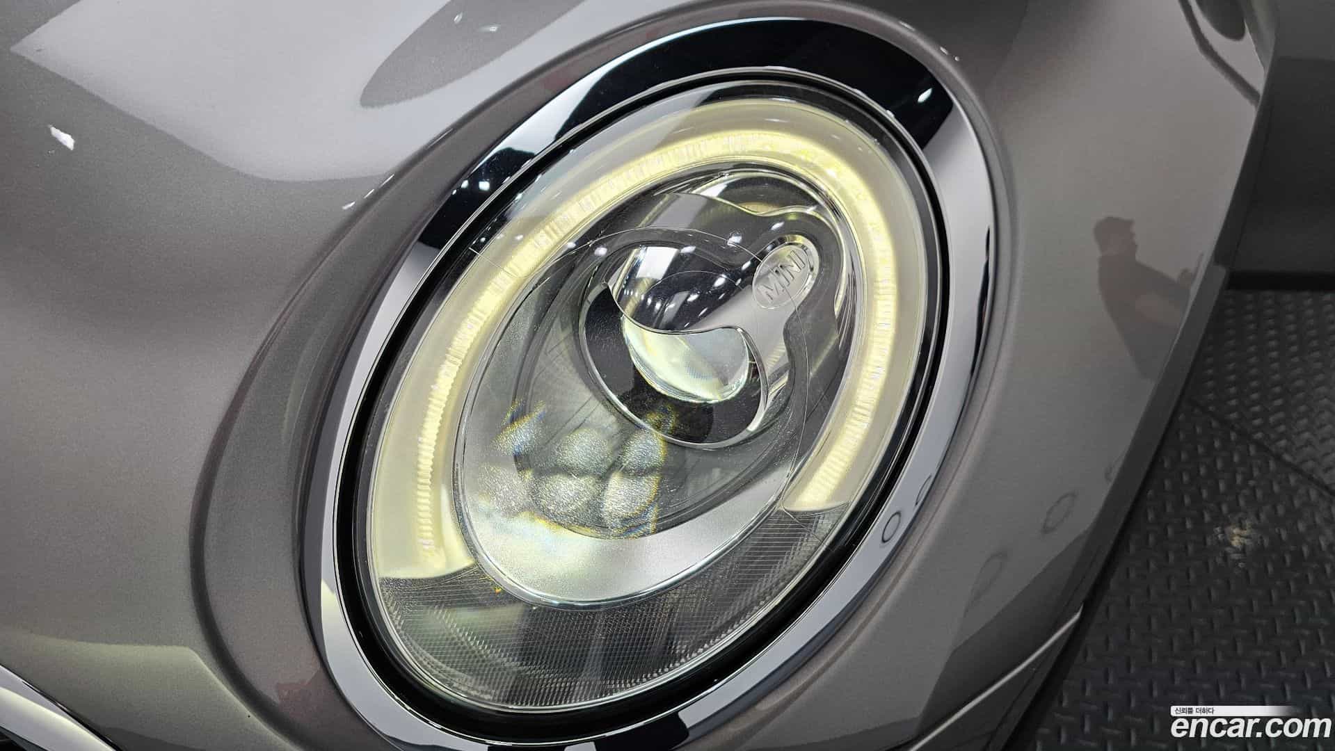 Clubman Mini 2018.2-OUTER-032