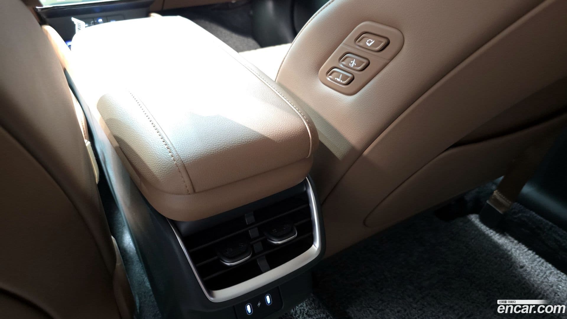 Main__Slider__Photo:Grandeur Hyundai 2025.9-18
