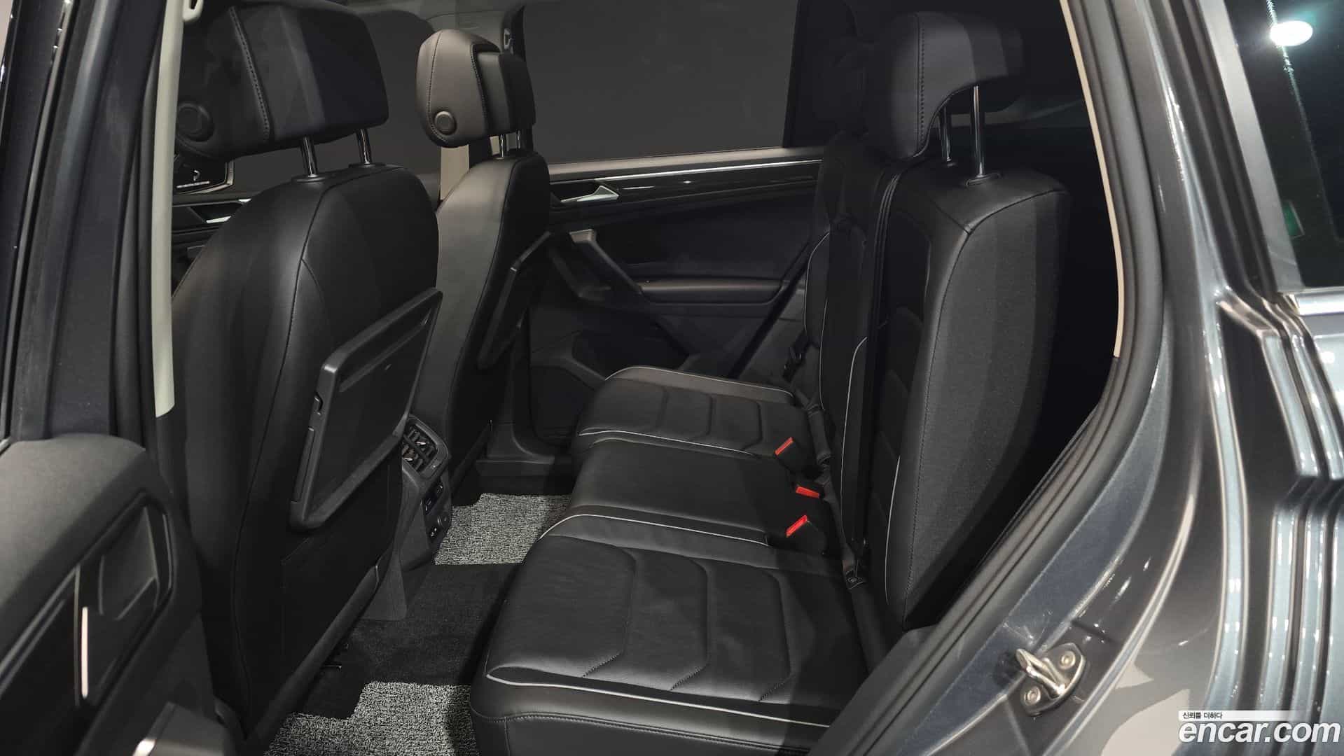Tiguan Volkswagen 2020.8-OPTION-015