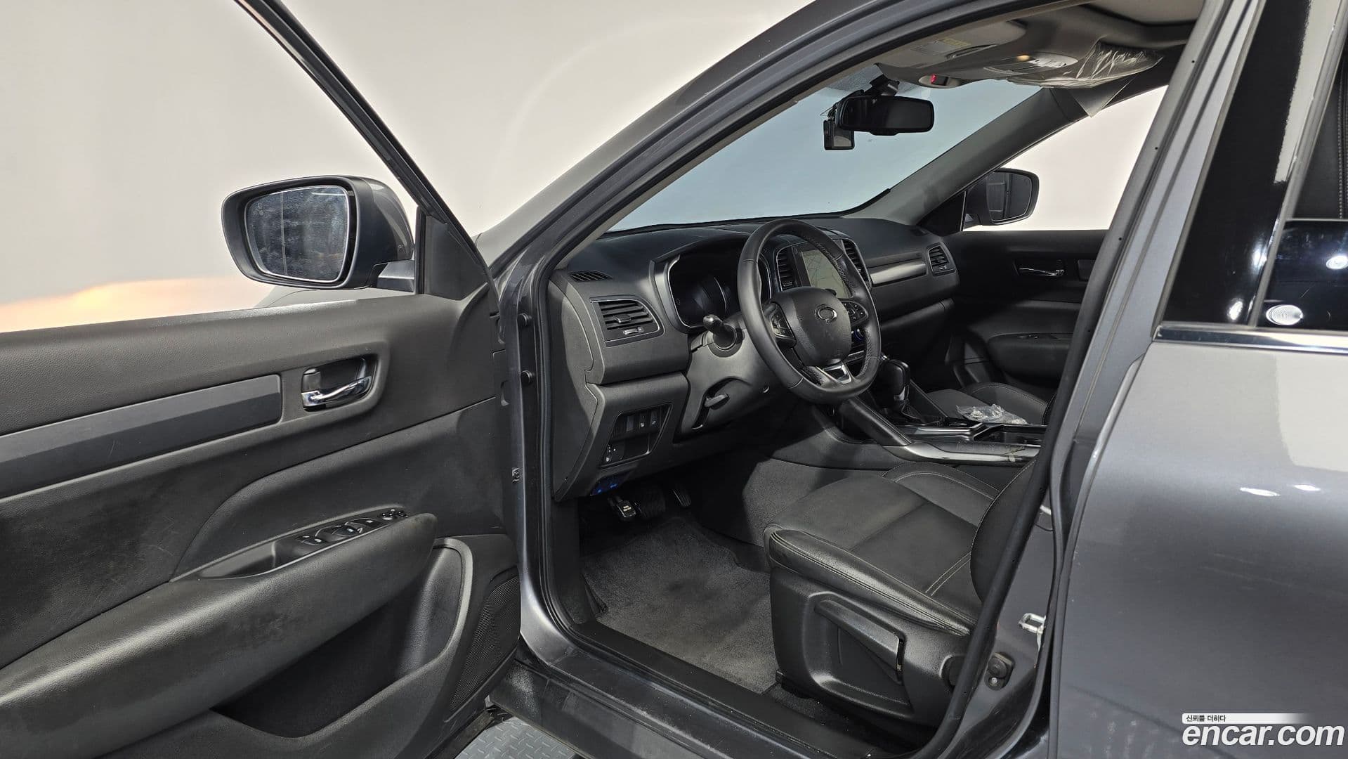 Main__Slider__Photo:QM6 Renault Korea 2020.5-9