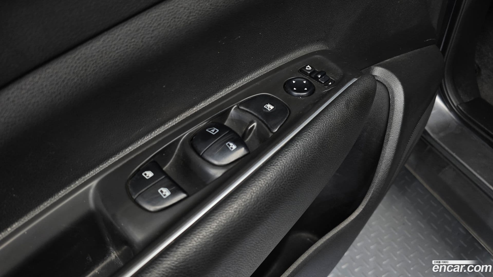 Main__Slider__Photo:QM6 Renault Korea 2020.5-29