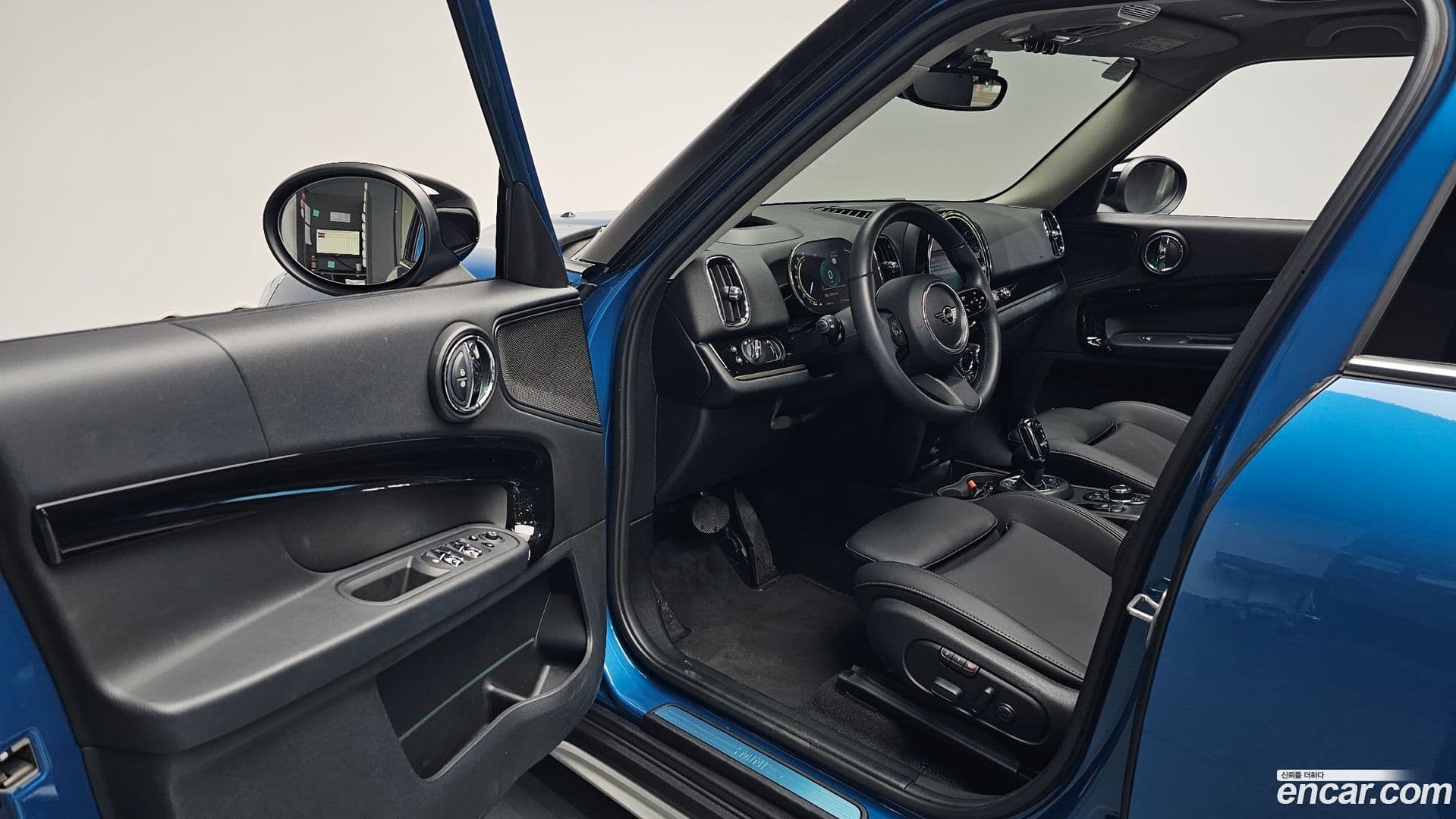 Main__Slider__Photo:Countryman Mini 2023.7-9