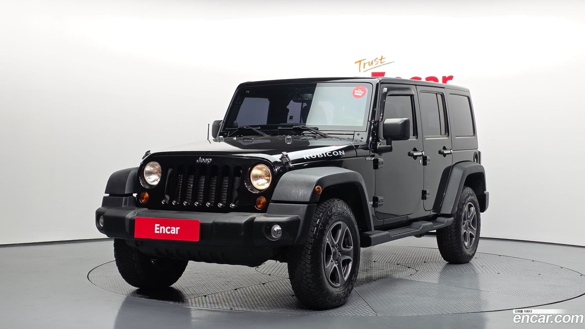 Main__Slider__Photo:Wrangler Jeep 2013.5-0