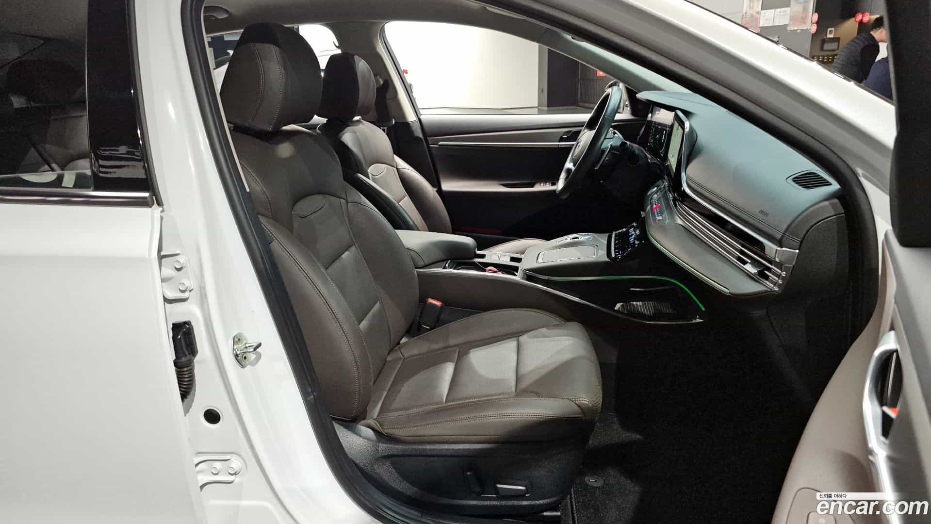 Grandeur Hyundai 2020.5-OPTION-016