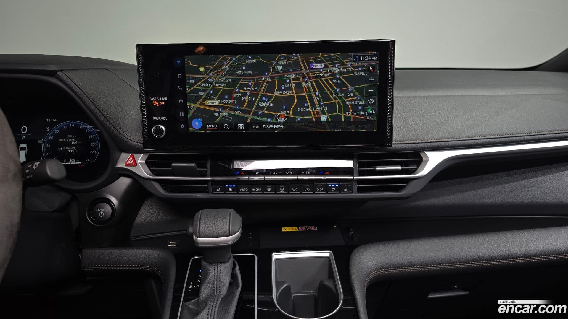 Main__Slider__Photo:Sienna Toyota 2025.11-13