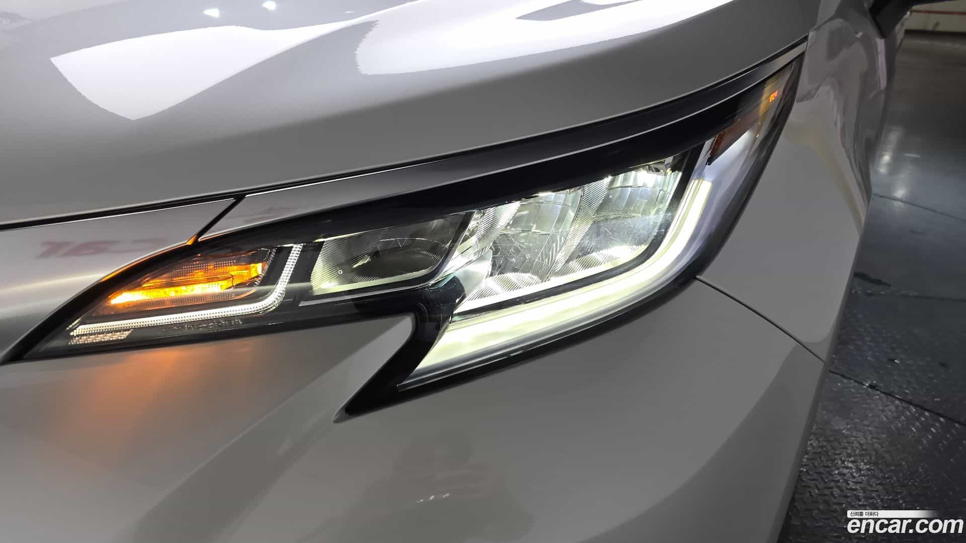 Sienna Toyota 2025.11-OUTER-032