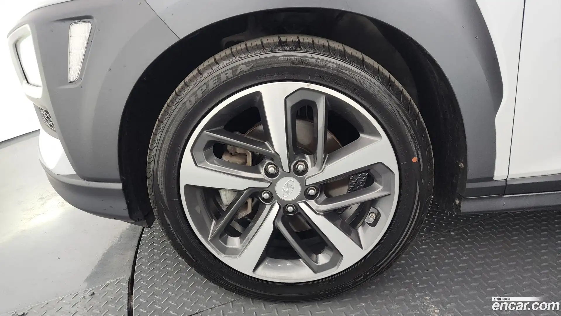 Kona Hyundai 2018.2-OUTER-005