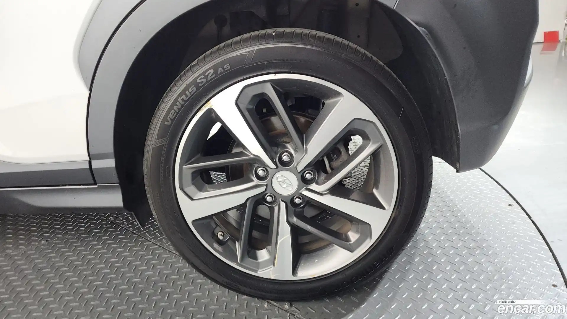 Kona Hyundai 2018.2-OUTER-031