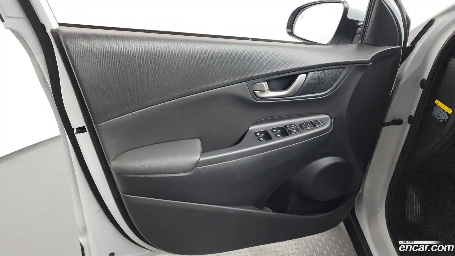 Kona Hyundai 2018.2-INNER-034