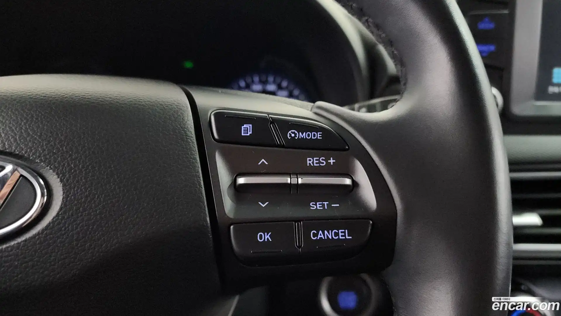 Kona Hyundai 2018.2-OPTION-040