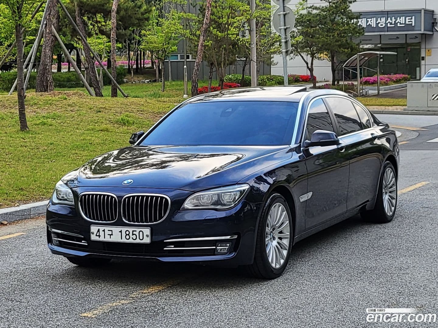 Main__Slider__Photo:7-Series BMW 2014.7-0