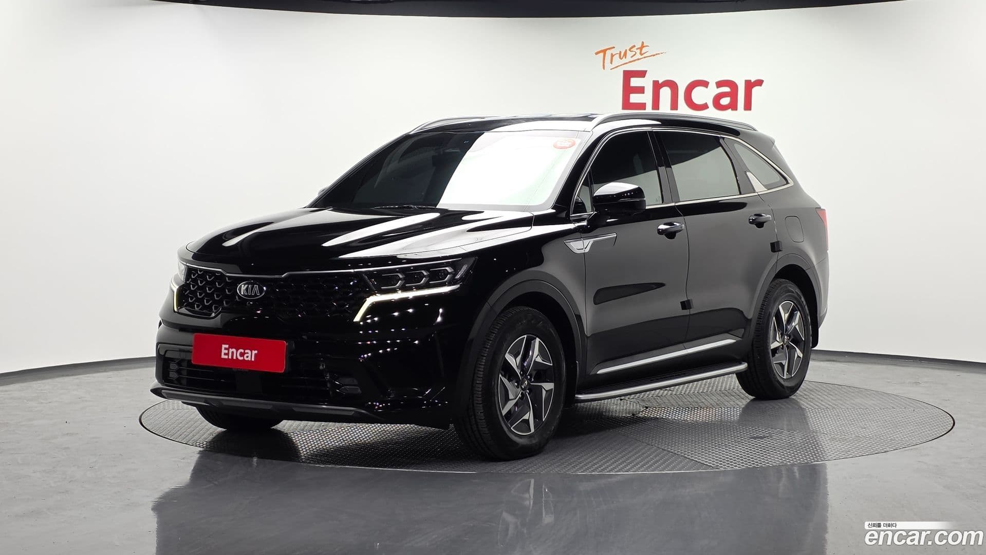 Main__Slider__Photo:Sorento Kia 2020.6-0
